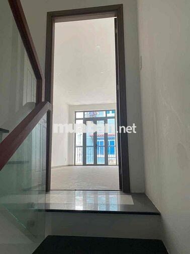 Nhà Nguyên Căn Mới 2PN 3WC Trung Tâm Q4 25m2 Nội Thất Đẹp Ở Ngay