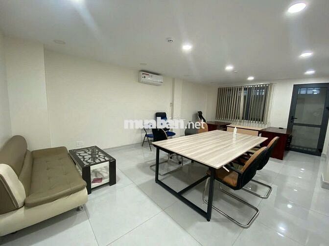 Cho thuê văn phòng đường Lê Văn Huân, dt 80m²