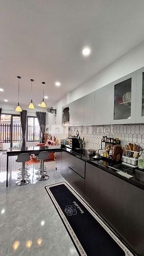 Bán nhà đẹp-DT80m2-3PN-gần chợ-Nguyễn khuyến -vĩnh Hải-Nha Trang-3ty3 