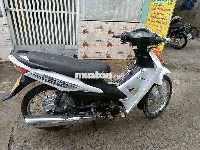 Wave 50cc  ko cần bằng lái