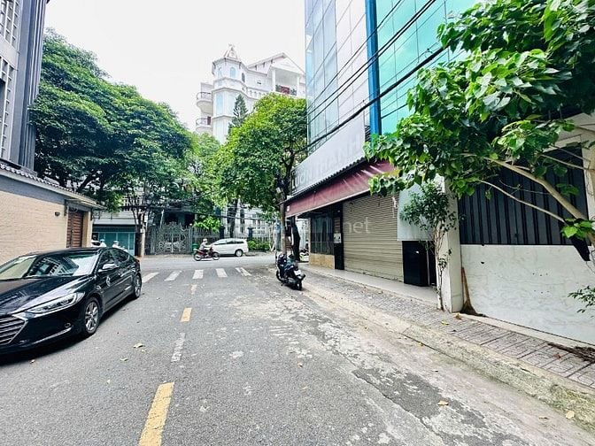 Hạ giá 10 tỷ bán GẤP tòa nhà Tân Bình 6 tầng - ngang gần 6m - HĐT 82tr