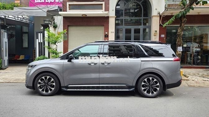 Bán xe Kia Carnival 2024 Signature 2.2D - 7900 km