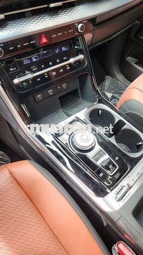 Bán xe Kia Carnival 2024 Signature 2.2D - 7900 km