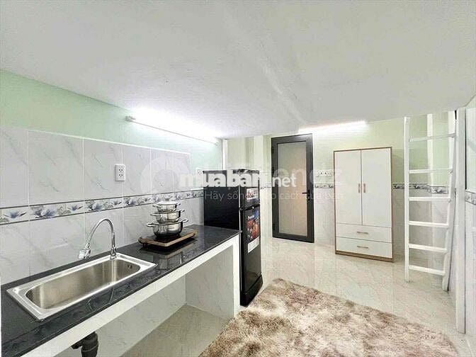PHÒNG CÓ GÁC VỊ TRỊ NGAY GIÁP BÌNH THẠNH GIÁ RẺ FULL NỘI THẤT