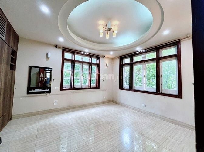 Chính chủ cho thuê Biệt Thự 4 Tầng tại: Trung Hoà,Cầu Giấy,Hà Nội