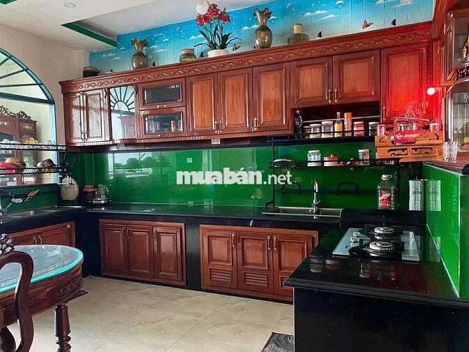 Nhà phố 4,5m x 25m. Đúc 2 lầu Mặt tiền Đường Nguyễn Ảnh Thủ