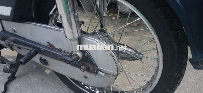 Xe máy Honda Cub 89 50cc màu xám đen