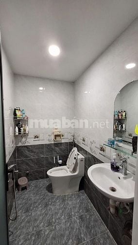 Bán nhà đẹp-DT80m2-3PN-gần chợ-Nguyễn khuyến -vĩnh Hải-Nha Trang-3ty3 