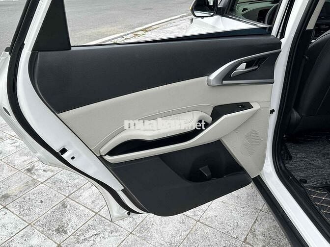 Kia Carens 2022 1.5G Luxury - 50000 km