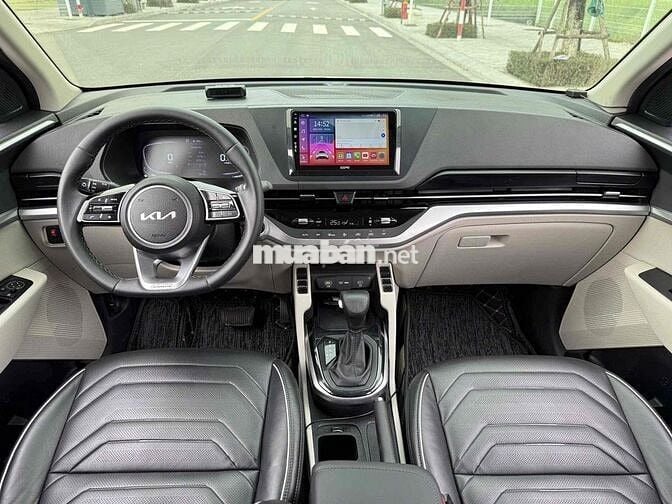 Kia Carens 2022 1.5G Luxury - 50000 km