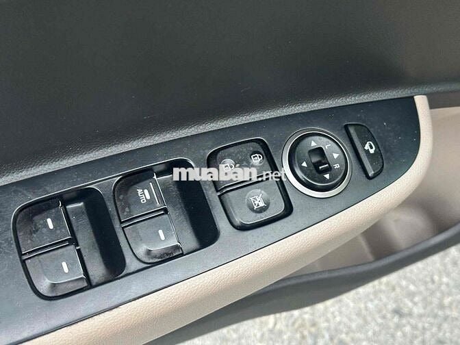 I10 2019 Sedan bản đủ