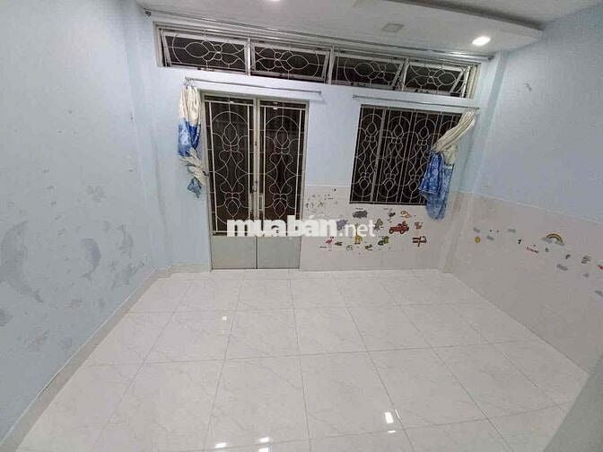 Hẻm Xe Hơi Đường Trịnh Đình Trọng , DT: 4,3 x12,5m giá 6,2 tỷ