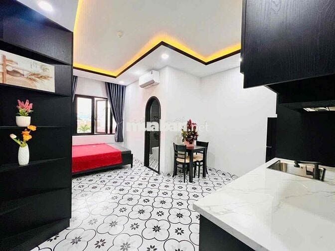 STUDIO FULL NỘI THẤT SIÊU THOÁNG NẰM NGAY NGÃ TƯ BỐN XÃ