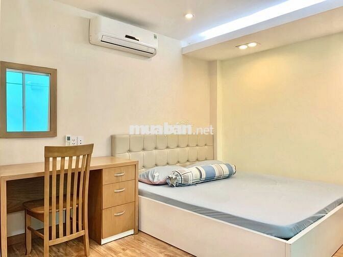 Cho thuê căn hộ  cửa sổ thoáng,gần ngã 6 phù đổng q1 Nguyễn Trãi