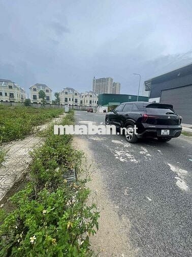 CẦN BÁN MẢNH ĐẤT KĐT LAI XÁ - PHỐ NHỔN 65M VỈ HÈ OTO GIÁ 11 TỶ