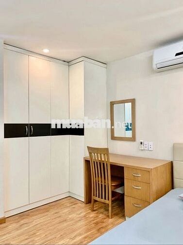 Cho thuê căn hộ  cửa sổ thoáng,gần ngã 6 phù đổng q1 Nguyễn Trãi