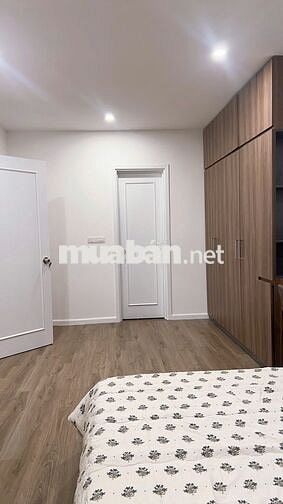 CT8 E2 tầng 23 104m2 3full 11tỷ (chưa bao gồm thuế phí )