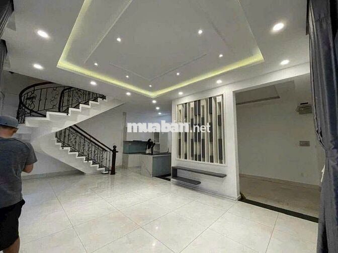 Nhà HXH Lê Văn Sỹ. P1. 7x20m. 1 Trệt 2 Lầu. Sẵn Máy Lạnh.