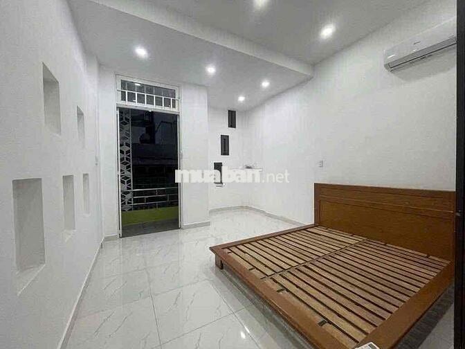 🏡 Ngôi nhà nhỏ giữa lòng Bình Thạnh – vừa đủ chill, vừa đủ riêng tư 🌿