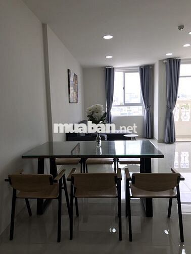 Cần bán căn hộ Grand Riverside, 283 Bến Vân Đồn, Phường 2, Quận 4.