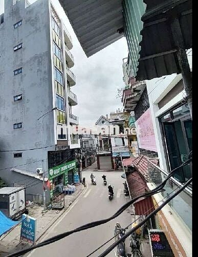 BÁN NHÀ NHƯ QUỲNH GẤP SỔ ĐỎ CHÍNH CHỦ