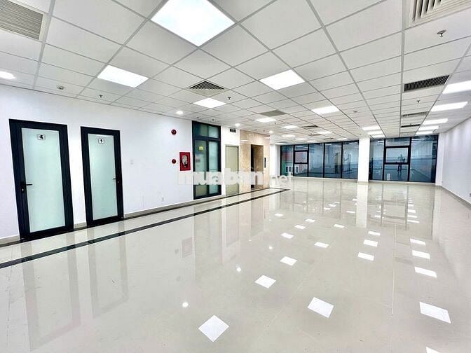 Cho thuê văn phòng đường Hát Giang, dt 170m²