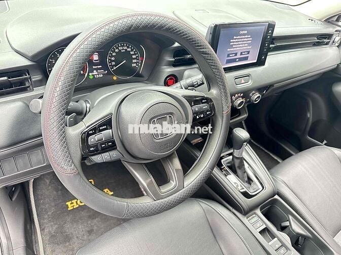 Bán xe Honda HR-V Sensing vừa mua 2 tháng