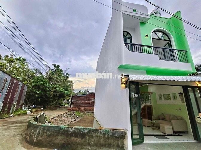 🏡 BÁN NHÀ TRỆT LẦU MỚI ĐẸP – TẶNG FULL NỘI THẤT + NƯỚC NÓNG NLMT 📍 Mặt