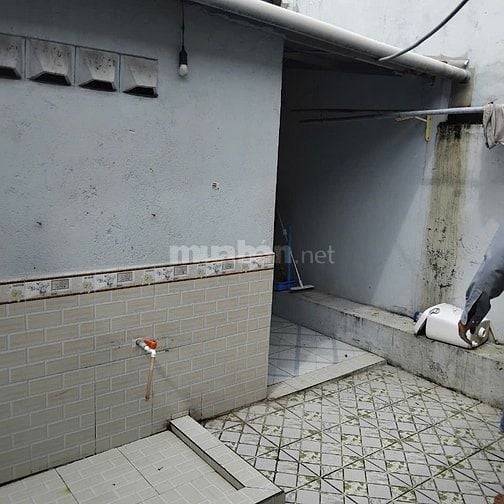 CHO THUÊ KHO GIÁ RẺ  TIỆN LÀM KHO XƯỞNG HOĂC Ở