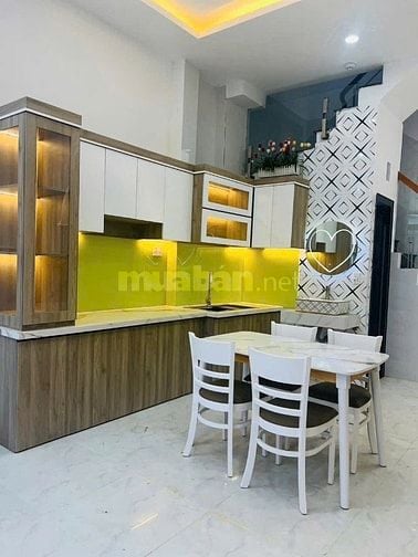 Nhà Mới Dọn Vào Ở Ngay HXH Lê Văn Quới 