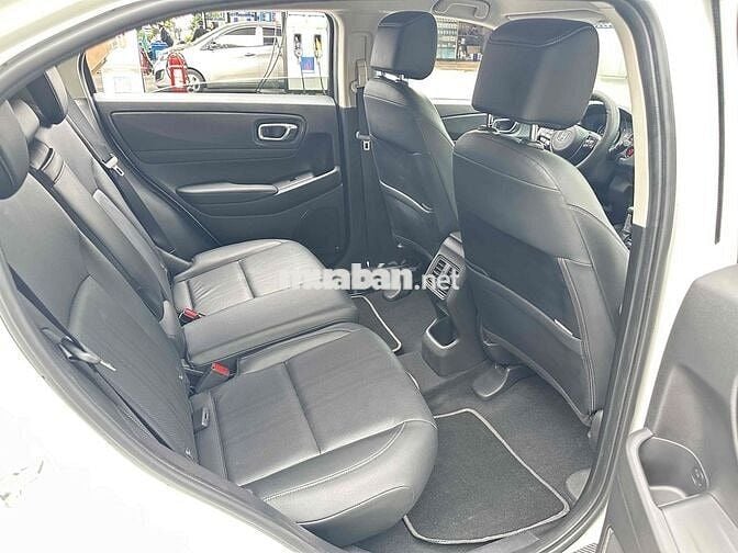 Bán xe Honda HR-V Sensing vừa mua 2 tháng
