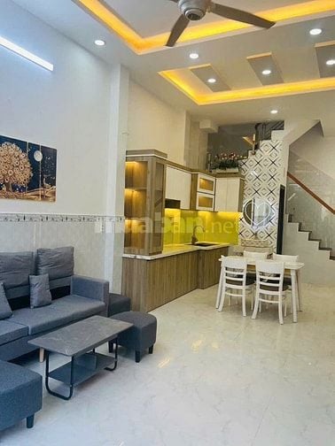 Nhà Mới Dọn Vào Ở Ngay HXH Lê Văn Quới 