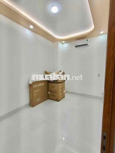 🏡 BÁN NHÀ TRỆT LẦU MỚI ĐẸP – TẶNG FULL NỘI THẤT + NƯỚC NÓNG NLMT 📍 Mặt