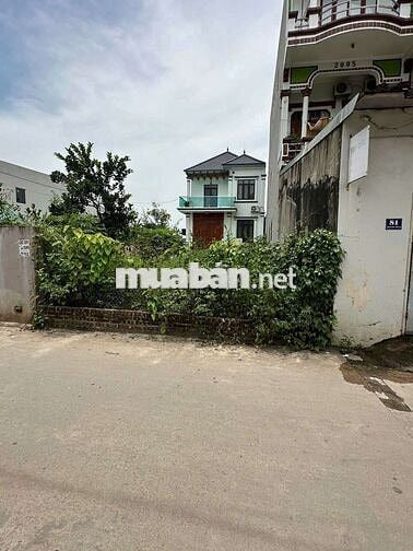 🔥 Chính chủ gửi bán Siêu Phẩm lô góc 1 mặt tiền 2 mặt thoáng 
💥 Dươn