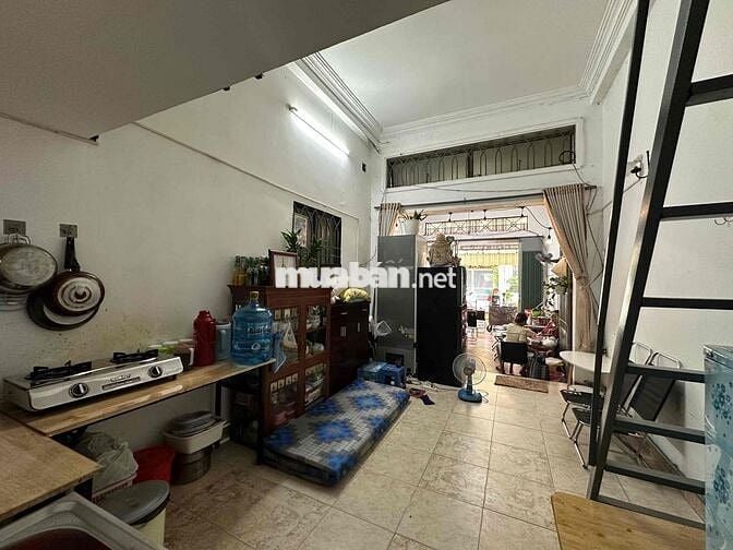 CHO THUÊ MBKD NGÔ BỆ , SẦM UẤT NGÀY ĐÊM , NGAY ETOWN , Khu K300 .
