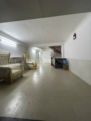 Chính chủ cho thuê nhà 7 Tầng,Thang Máy tại: Dương Khuê,Mai Dịch,CG