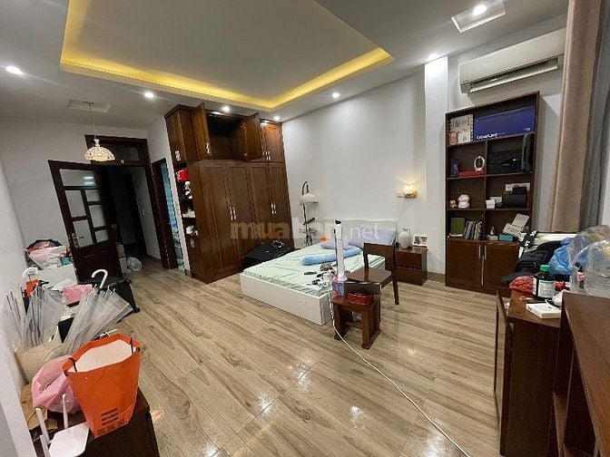 Chính chủ cho thuê nhà 7 Tầng,Thang Máy tại: Dương Khuê,Mai Dịch,CG