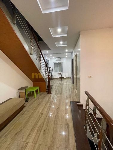Chính chủ cho thuê nhà 7 Tầng,Thang Máy tại: Dương Khuê,Mai Dịch,CG
