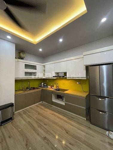 Chính chủ cho thuê nhà 7 Tầng,Thang Máy tại: Dương Khuê,Mai Dịch,CG
