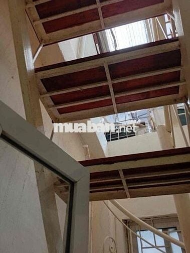 Cần bán gấp căn nhà gần bệnh viện Hòe Nhai 18m 3 tầng 3mt giá 3.3 tỷ