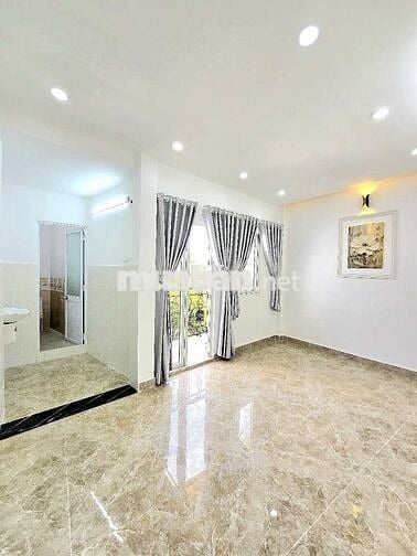 BÁN NHÀ MẶT TIỀN HẼM THÔNG - 5M ❌ 8M - Giáp Quận 7