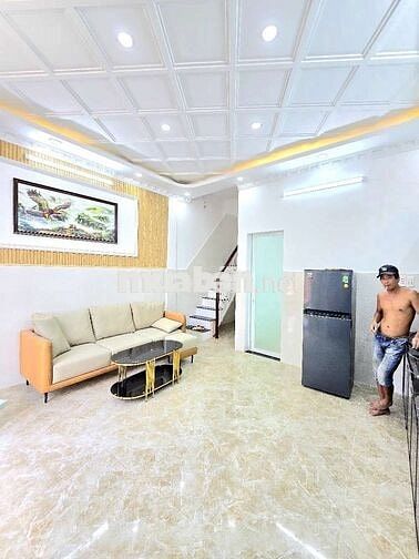BÁN NHÀ MẶT TIỀN HẼM THÔNG - 5M ❌ 8M - Giáp Quận 7
