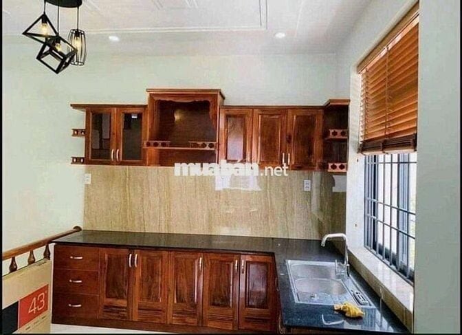 Cần cho thuê nhà đẹp đường Nguyễn An Ninh hẻm ôtô