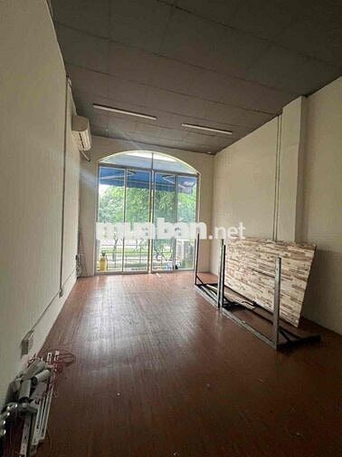 Vị Trí Đẹp📍 Nhà Mặt Tiền Võ Văn Kiệt Gần Cầu Calmette, Quận 1