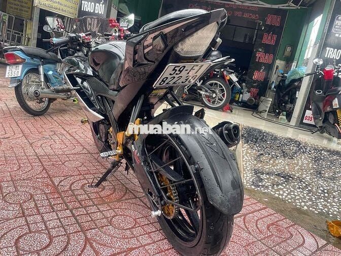 Yamaha R15V2 2014 máy zin biển số thành phố