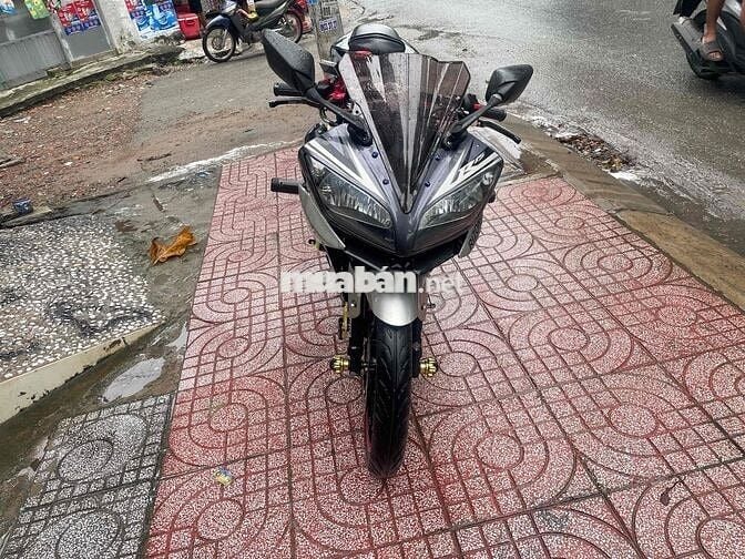 Yamaha R15V2 2014 máy zin biển số thành phố