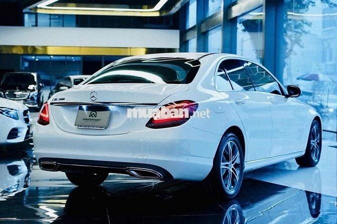 Mercedes Benz C Class 2020 C180