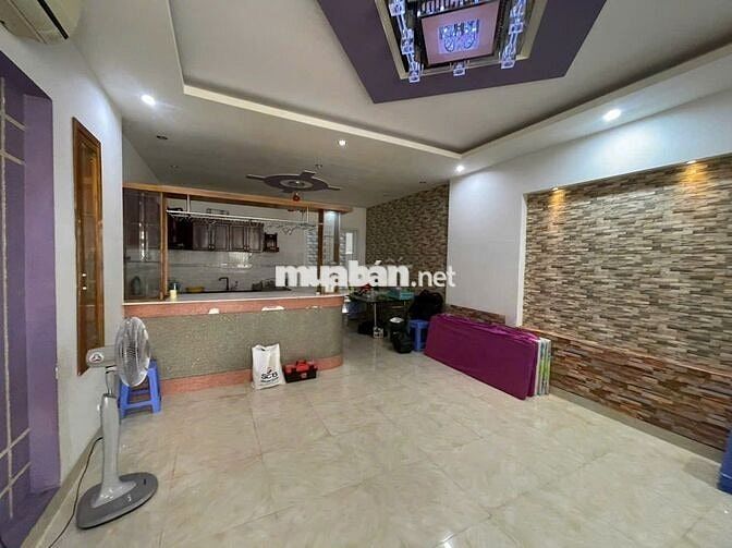 Cho Thuê Nhà Mặt Tiền Khu Á Châu Diện Tích Khủng 340m2 : 17tr Còn Giảm