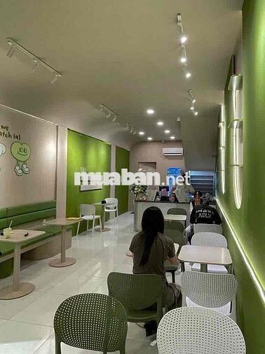 Vị Trí Đẹp📍 Nhà Mặt Tiền Võ Văn Kiệt Gần Cầu Calmette, Quận 1