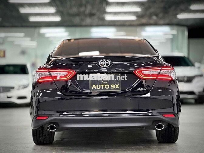 🧨 Toyota Camry 2.5Q 2020 siêu lướt 19.000km 🧨